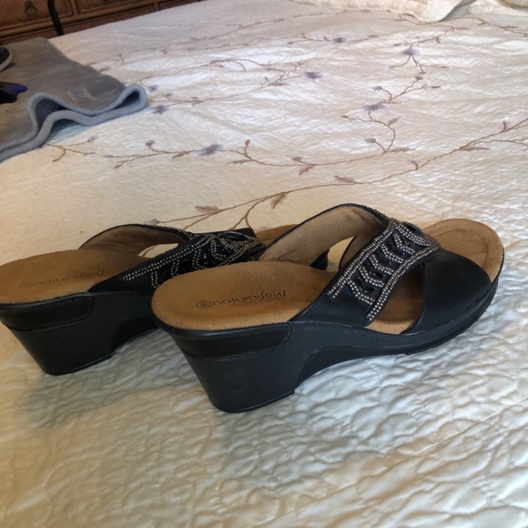 Shoes - Picture 2 of 3